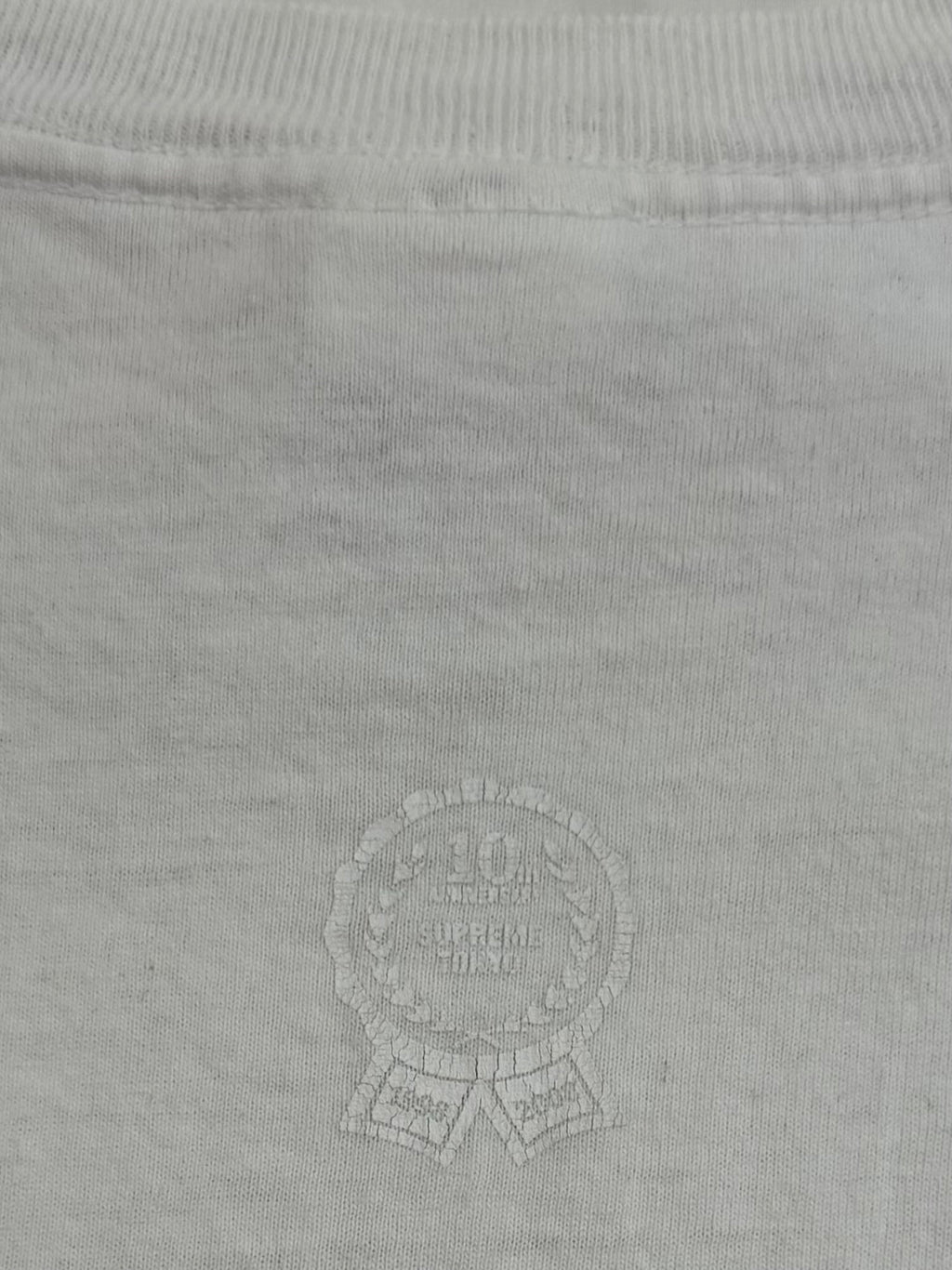 Supreme OriginalFake Kate Moss Kaws Tee 2008